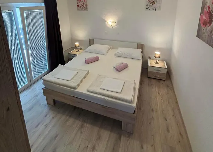Apartments Lota