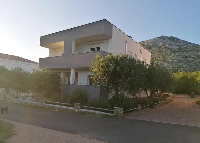 Apartments Lota